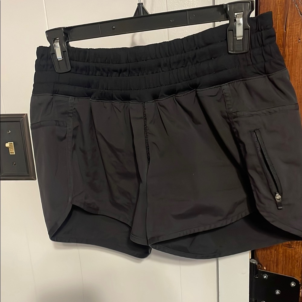 LuluLemon Black Women's Shorts